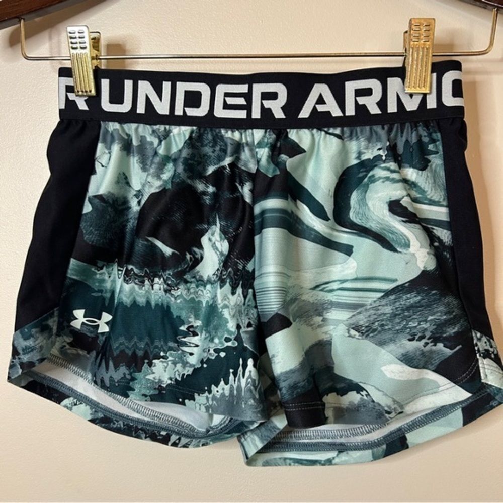 Under Armour blue gray black marbled shorts girls sz M